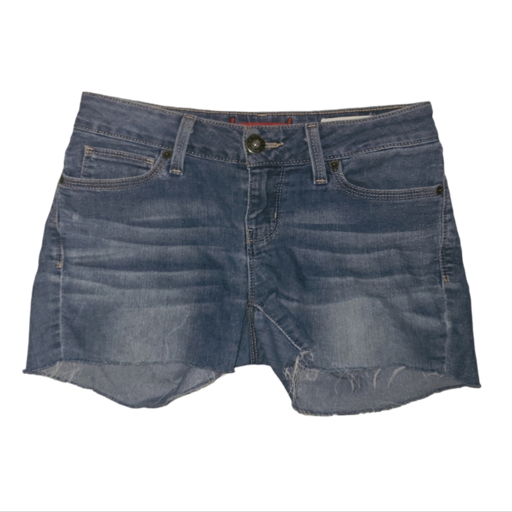3/$30! Guess Denim Medium Rise Curvy Skinny Shorts